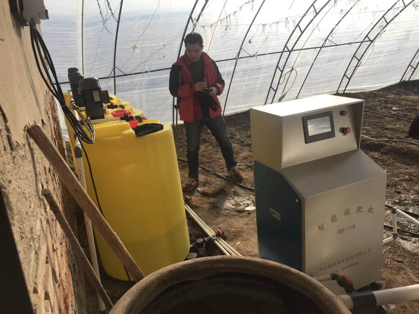 大棚水肥一体应用3.2.jpg